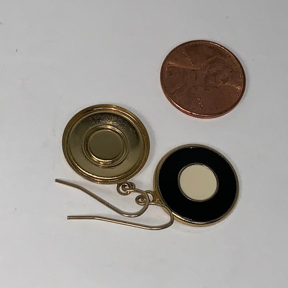 1/20 14Kt Gold Dangle Earrings - Picture 10 of 16